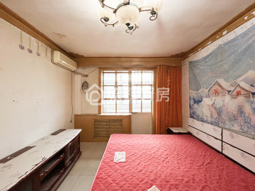 兰铁金轮颐园