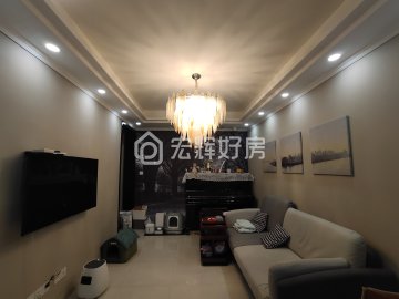 水岸华府